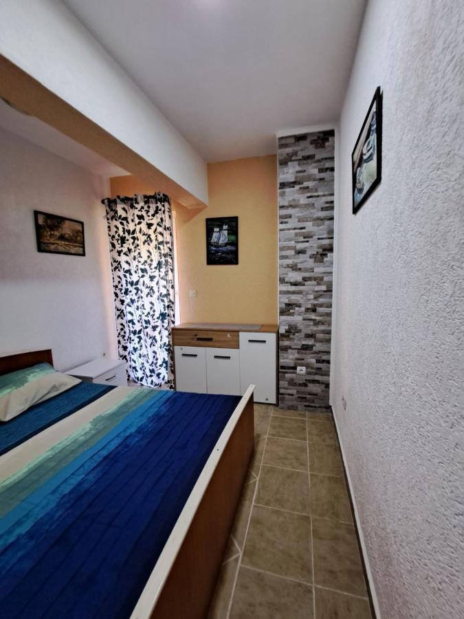 Violit Apartments&restaurant * Сутоморе