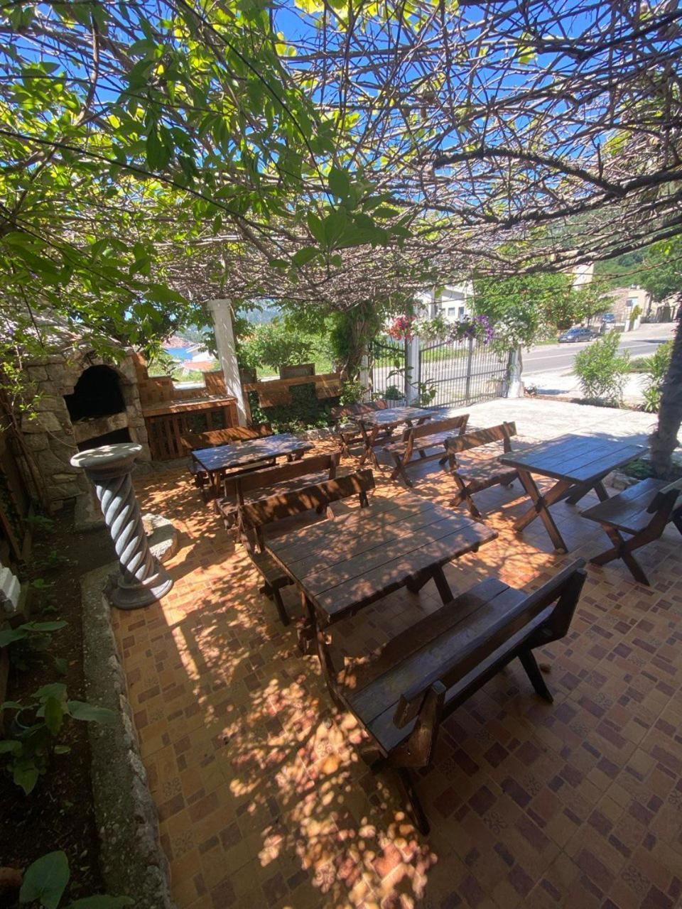 Violit Apartments&restaurant Апартаменти *