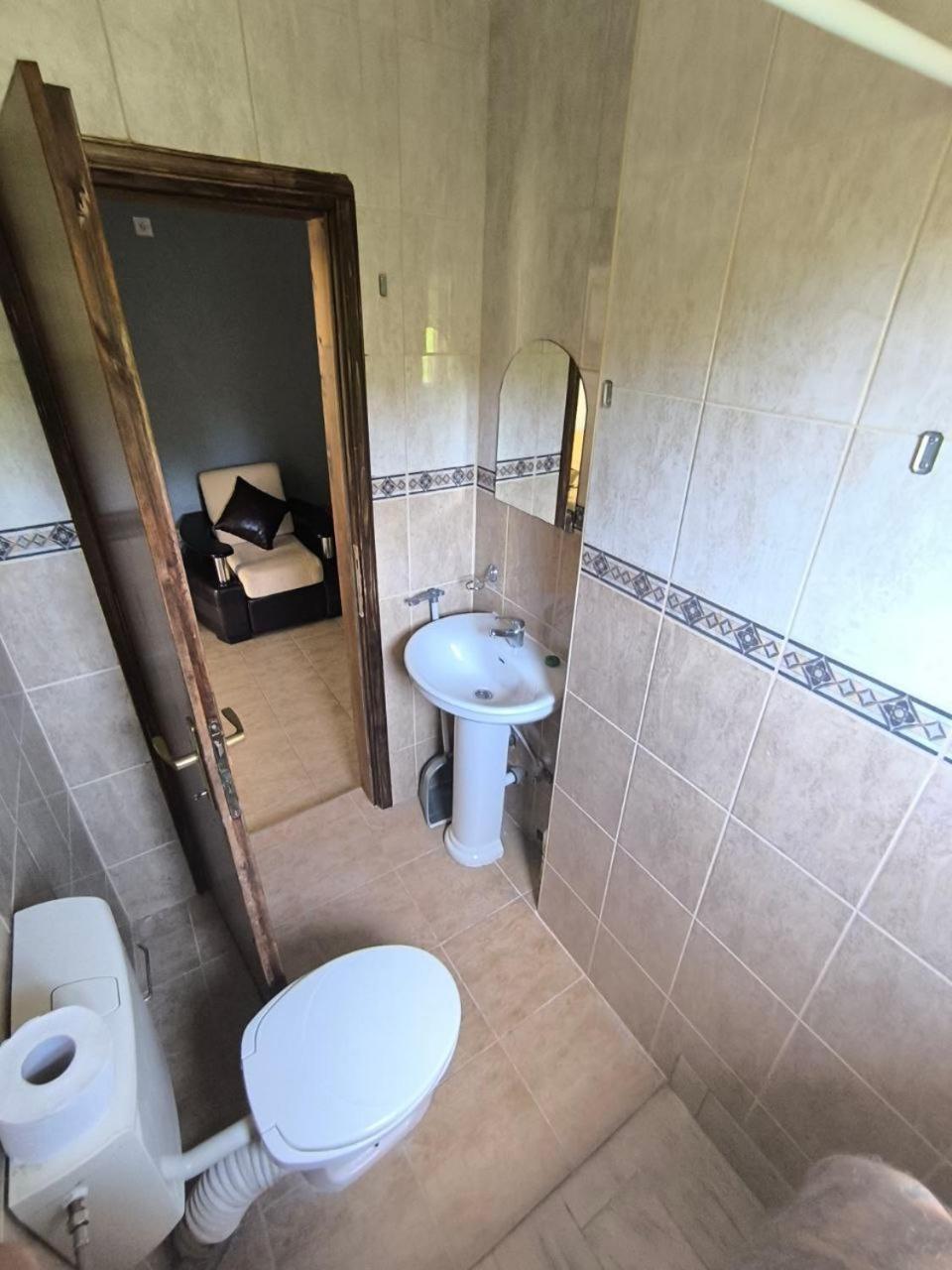 Апартаменти Violit Apartments&restaurant